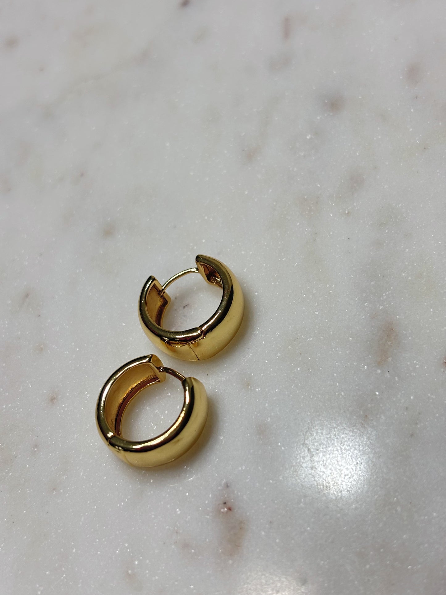 Lolita Clicker Hoops