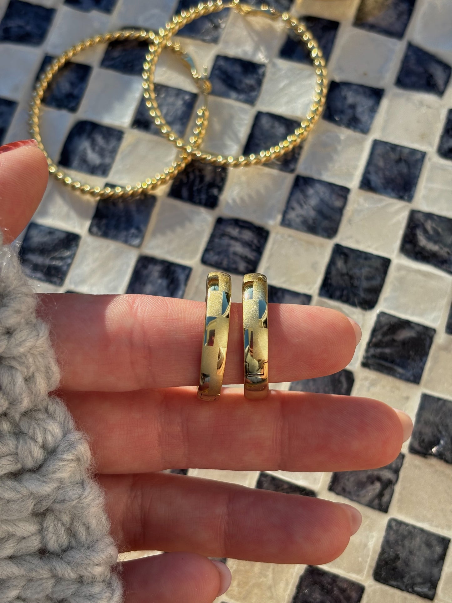 Bruno Textured Hoops